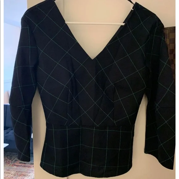 Balloon sleeve peplum top - Picture 3 of 6